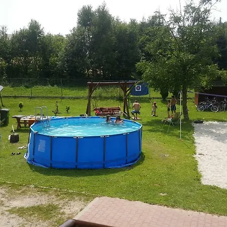 Farm stay Osrodek Turystyki Konnej Modrzewiowy Jar